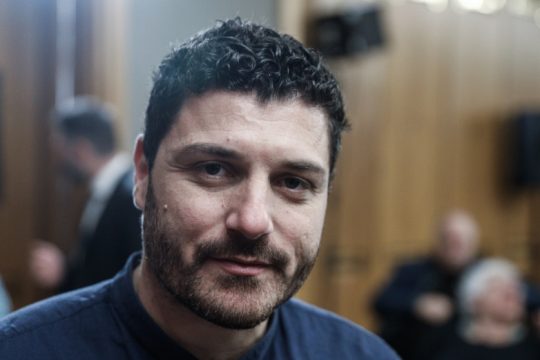 «Η μάχη πρέπει να δοθεί εντός του ΣΥΡΙΖΑ»