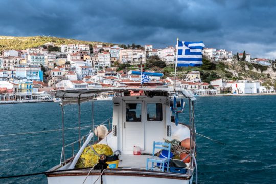 Τουρισμός πολλαπλών ταχυτήτων φέρνει «σύννεφα» και γκρίνιες