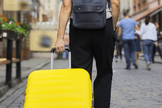 Τι πρέπει να προσέχουν όσοι αγοράζουν τουριστικές υπηρεσίες από το διαδίκτυο