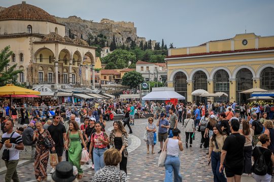 Ελπίδες και χαμόγελα στο άνοιγμα της τουριστικής σεζόν