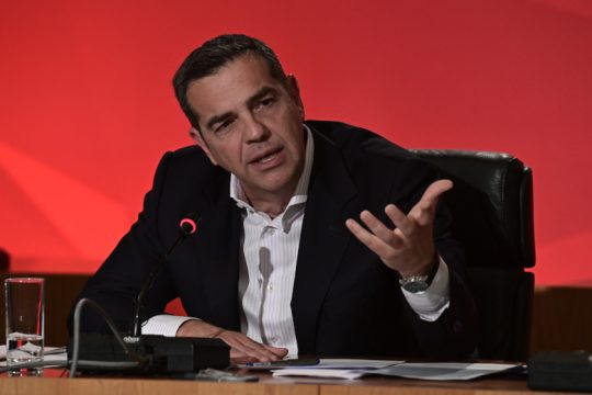 Live η έκτακτη συνέντευξη Τύπου του Αλ. Τσίπρα για την οικονομία
