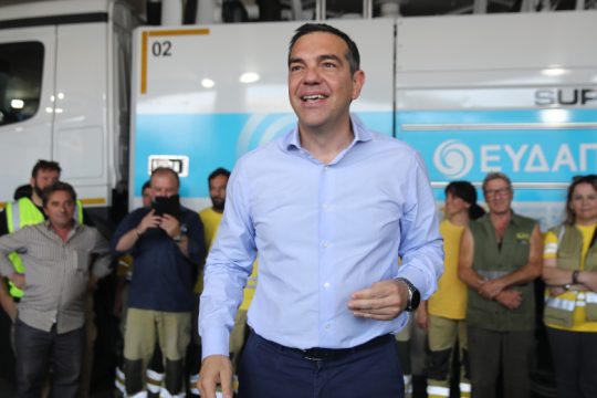 «Το δίλημμα της κάλπης: Σχέδιο στήριξης εργαζομένων ή ασυδοσία»