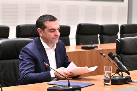 Οι πρώτες αντιδράσεις για την παραίτηση Τσίπρα