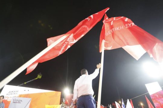 Μάχη για την αποτροπή ενός πολιτικού συστήματος μηδενικών αντιστάσεων