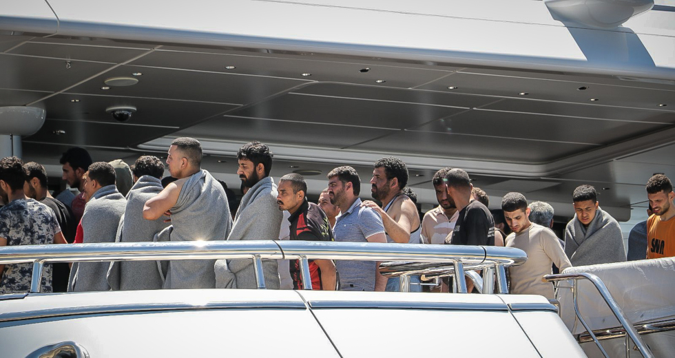 La Repubblica: Μια διαφορετική αλήθεια για το ναυάγιο από αυτή του Λιμενικού
