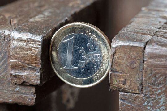 Ο μέσος ετήσιος μισθός στην Ελλάδα είναι ο χαμηλότερος στην Ε.Ε.
