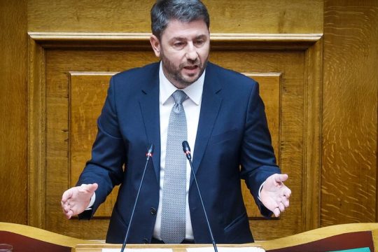 Οι σκιώδεις υπουργοί του ΠΑΣΟΚ