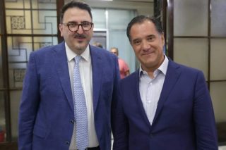 Ο υπουργός Εργασίας Αδωνις Γεωργιάδης με τον διοικητή του ΝΑΤ Κωνσταντίνο Τσαγκαρόπουλο