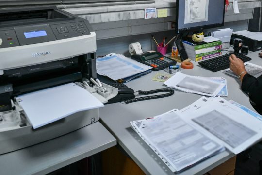 Η «ασφυξία» των «μικρών» αυξάνει τα χρέη στην εφορία