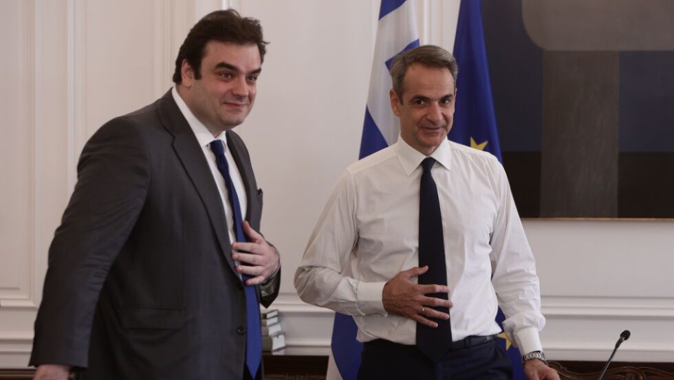 pierrakakis-mitsotakis