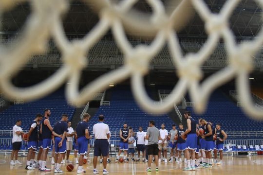 Ο «Θωμάς», ο Ντίνος και η αμφιβολία για τον Γιάννη