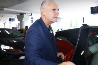 Το… παλεύει ο Κορδόν