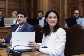 Προ των πυλών η αλλοίωση του εκλογικού σώματος