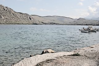 Τοίχοι από βίλες πνίγουν δρόμο-απειλή…