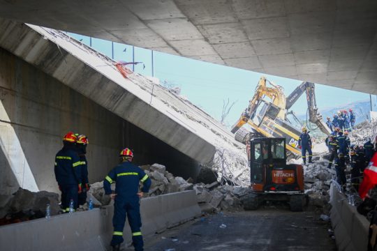 πτώση γέφυρας στην Πάτρα