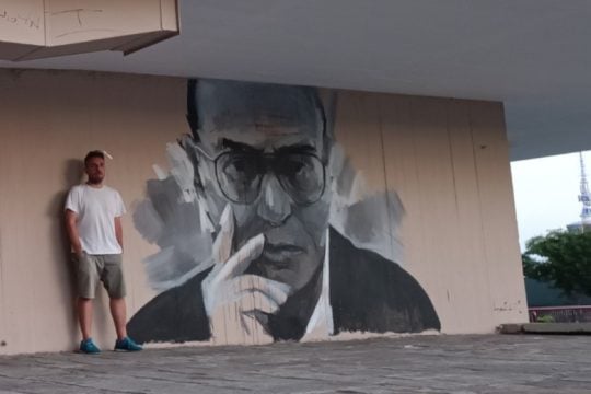 Πρωτοφανές: Το ΑΠΘ έσβησε το γκράφιτι προς τιμήν του Θεόδωρου Αγγελόπουλου