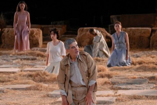 Αρχαίος λογοτεχνικός μύθος και σύγχρονη ελληνική δραματουργία: σχέση ζωής