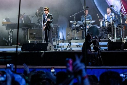 Έρχεται καυτό διήμερο με Arctic Monkeys στο Release: Το πρόγραμμα των εμφανίσεων