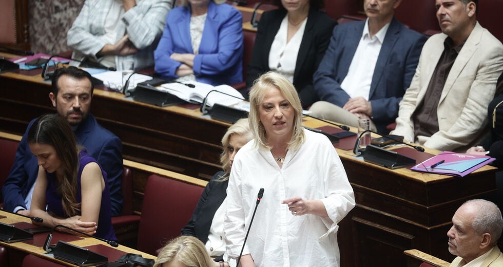 Ομόφωνη απόφαση για την άρση ασυλίας της Ρένας Δούρου