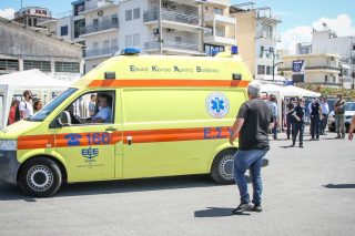 Στρατιωτικοί επικριτικοί για τη συμμετοχή τους στα πληρώματα του ΕΚΑΒ