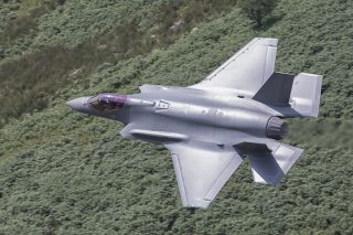 f35
