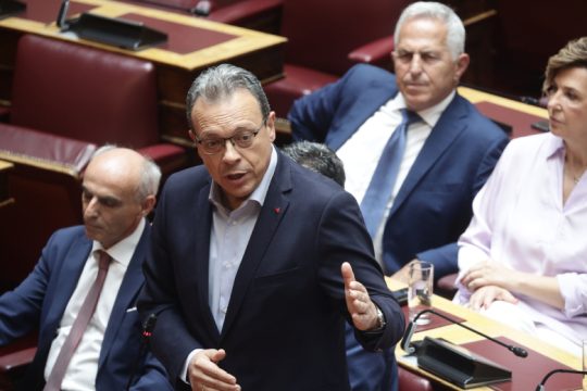 Ο Σ. Φάμελλος καλεί τον πρόεδρο της Βουλής να απαντήσει για τη χωροταξία