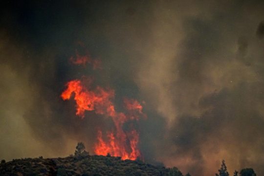 Ακραίος κίνδυνος πυρκαγιάς την Τρίτη σε Κρήτη και Ρόδο