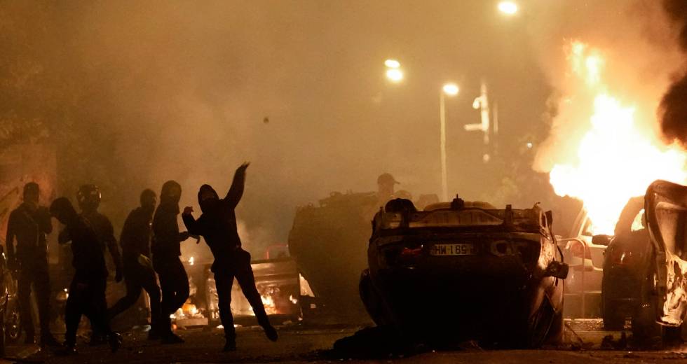 Αποκλιμακώνεται η ένταση στη Γαλλία – Το κόστος της βίας