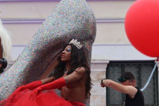Βασανιστικός θάνατος, πάλεψε για να σωθεί από τις μαχαιριές