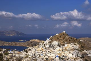 Ίος, όλα τα πρόσωπα των Κυκλάδων σε ένα νησί