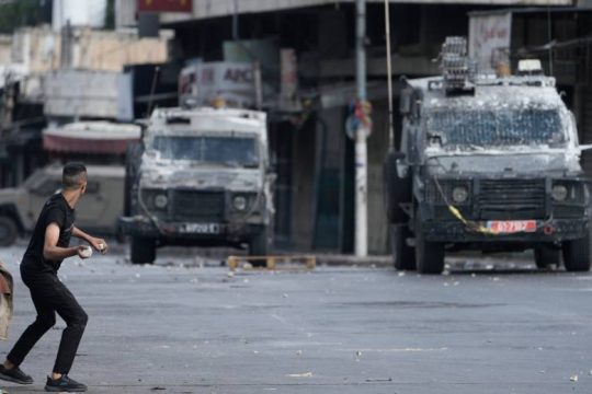 Νεκρά έπεσαν δύο μέλη παλαιστινιακής οργάνωσης σε ισραηλινή επιδρομή στη Ναμπλούς
