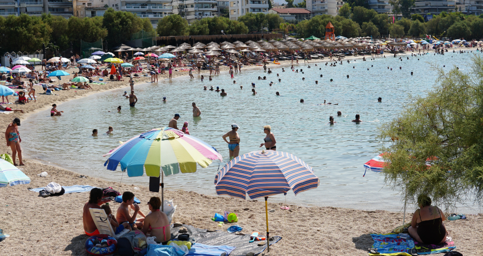 Σε τρεις φάσεις συνεχίζεται ο καύσωνας