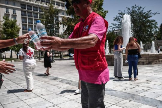«Καμίνι» η χώρα σήμερα – Ανάσα από την Πέμπτη