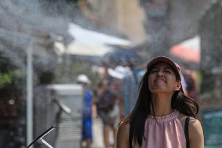 Συστάσεις για τον καύσωνα: πάνε πέθανε