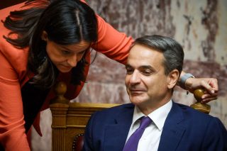 Βιασύνη για ψήφο… νοσταλγών
