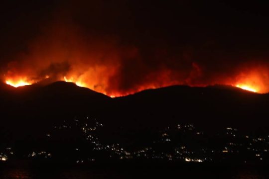 φωτιά - Κέρκυρα