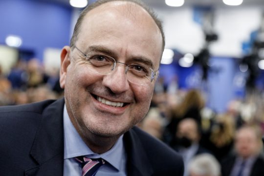 Το «όραμα» βουλευτή της Ν.Δ. για Κεντροαριστερά και αξιωματική αντιπολίτευση 