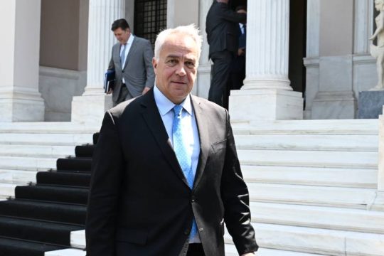 Οι γάμοι ομοφυλοφίλων, ο πρωθυπουργός, ο Μ. Βορίδης και οι «δύο βάρκες» της Ν.Δ.