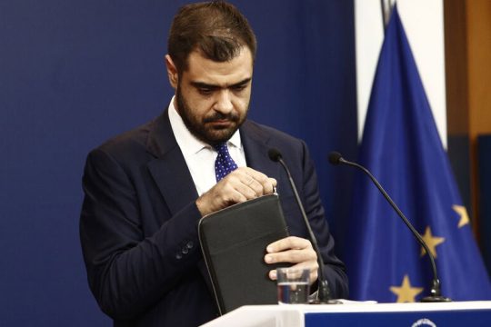 Επιστροφή ολοταχώς στις μαύρες μέρες του 2012