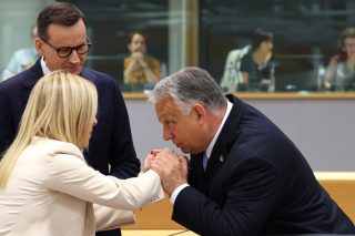 Αλλαγή στάσης για την Ε.Ε. από Μελόνι – Σαλβίνι