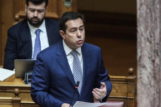 Νότης Μηταράκης