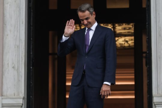 Ούτε που το σκέφτεται, ούτε που το μπορεί, ούτε και που το θέλει…