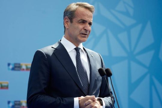 Μήνυμα Μητσοτάκη προς Ράμα στη σύνοδο του ΝΑΤΟ και το «θετικό κλίμα» με Ερντογάν