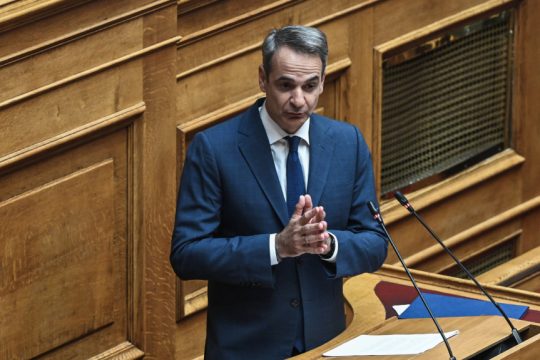 Φωτιές στα μπατζάκια μας