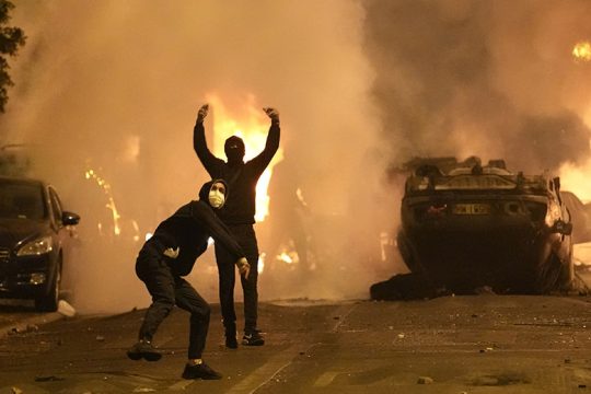 Θάνατος στα βουβά