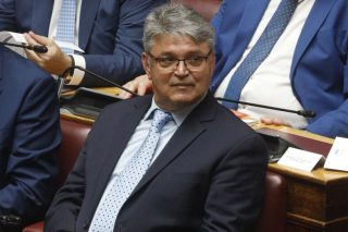 Πρώτη μέρα στη Βουλή με παραλήρημα μισογυνισμού