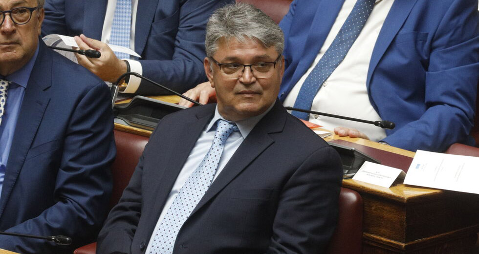 Πρώτη μέρα στη Βουλή με παραλήρημα μισογυνισμού