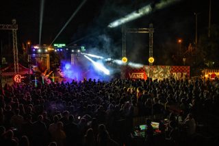 «Οι μπάντες και το κοινό αγαπούν το New Long Fest γι΄αυτό που είναι»