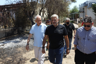 Όλοι κατά Πατούλη