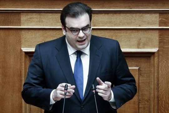 Τακτικές κινήσεις Πιερρακάκη στις συναντήσεις με καθηγητές και δασκάλους